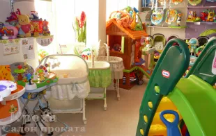 Баннер компании Салон проката детских товаров «Kроха»