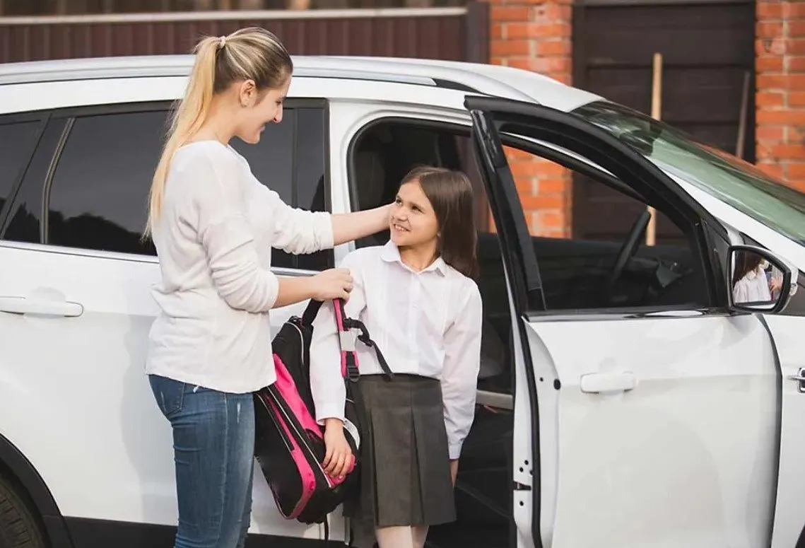 Найм няни: что должны знать родители