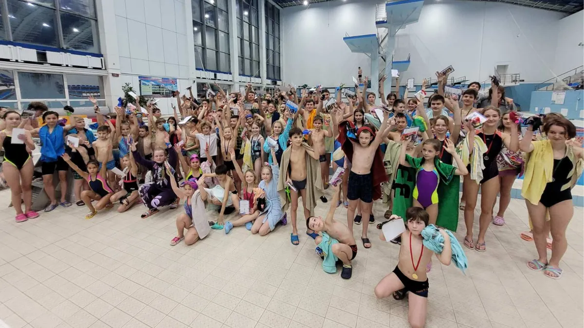 9 школ по обучению плаванию детей в Минске