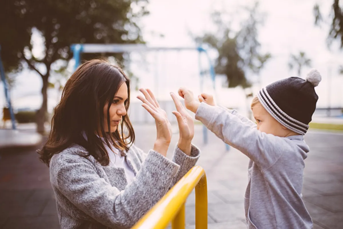 Почему родителям не следует дружить со своими детьми