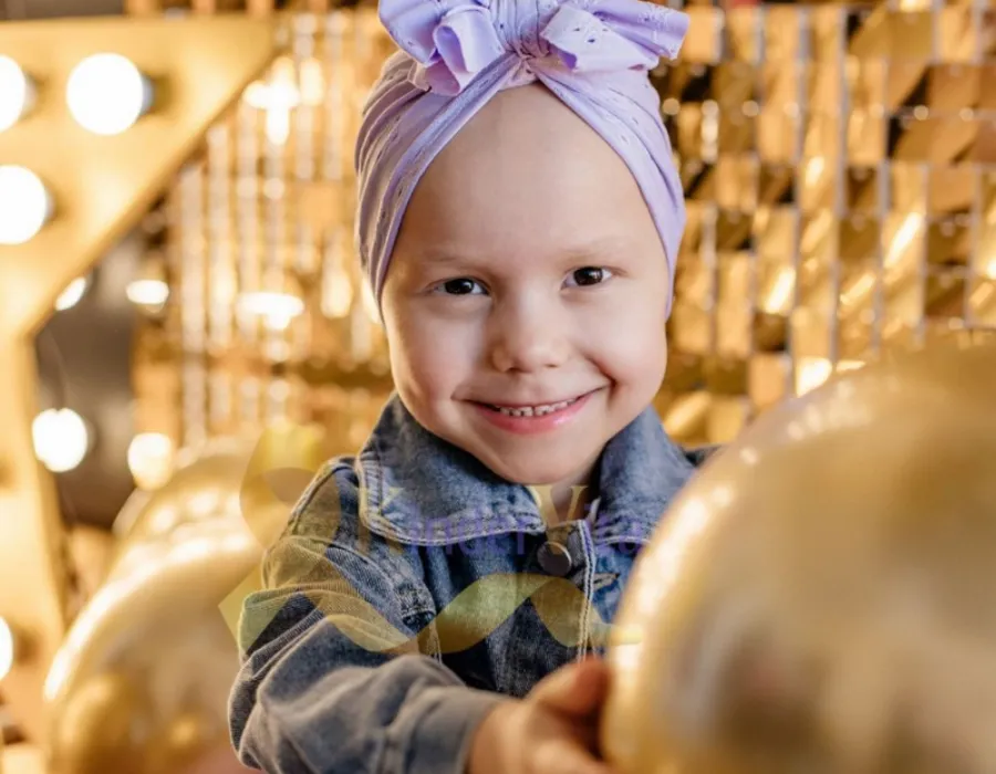 "Подари ребенку праздник!" - акция помощи детям с онкологией к Новому году