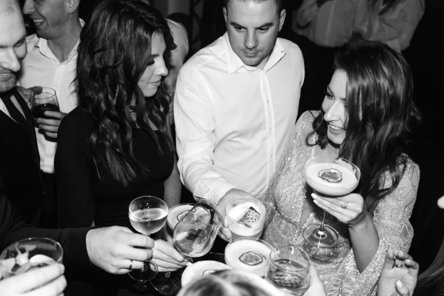 Как провести новогодний вечер без готовки? 5 служб кейтеринга, которые приготовят за вас