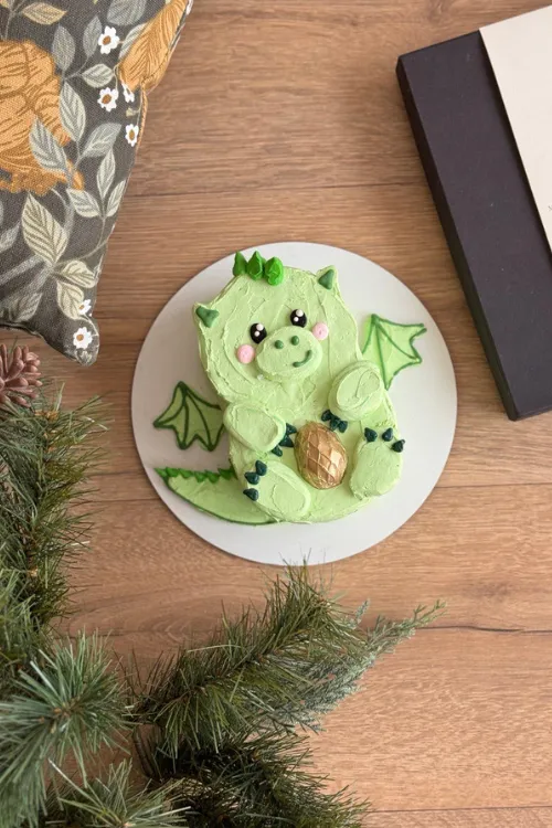 Где купить торт на Новый год: 4 классных места