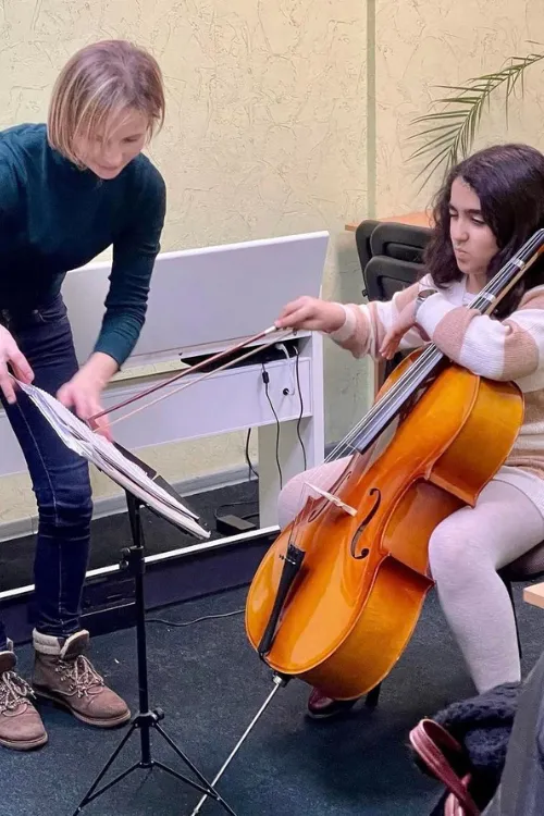 Где научиться петь и играть в Минске: обзор лучших музыкальных школ и школ вокала