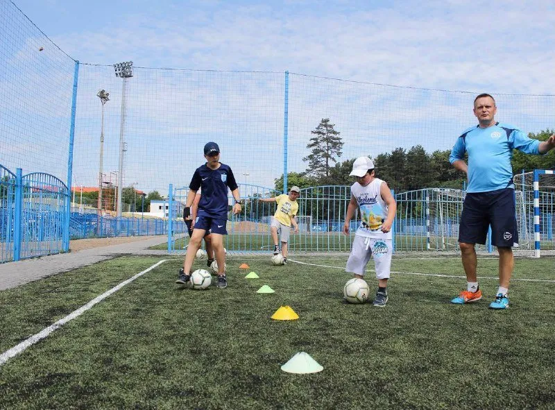 Коммерческая физкультурно-оздоровительная секция дневного пребывания