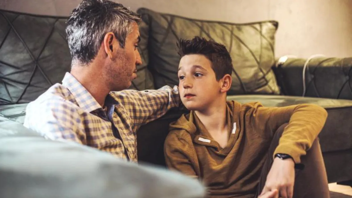 Мой ребенок смотрит фильмы для взрослых. Что делать?