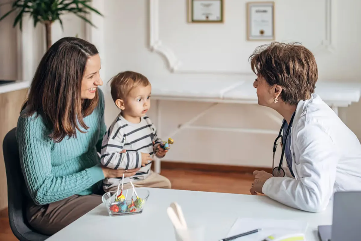 Как понять, что у ребенка аутизм: признаки и методы диагностики