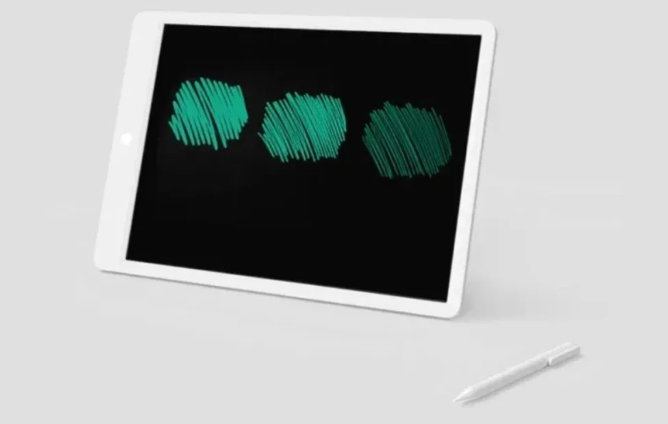 Что подарить ребенку на Новый год: подборка классных подарков