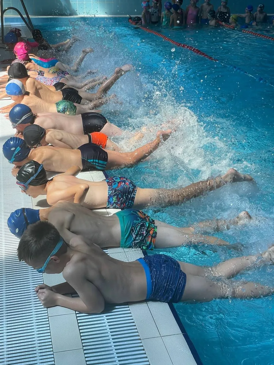 Школы плавания для детей в Минске: лучшие предложения 2025 года