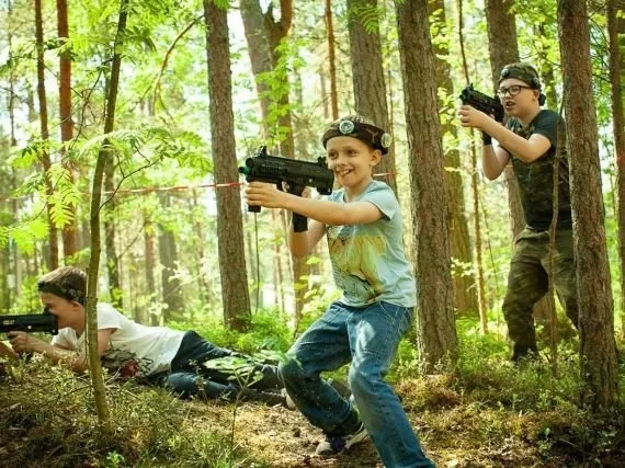 Городские каникулы в Минске 2025: обзор программ дневного пребывания для детей