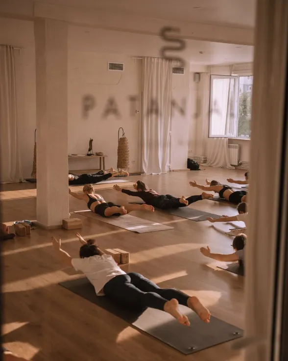 5 лучших студий йоги в Минске — куда пойти на занятия для начинающих и не только