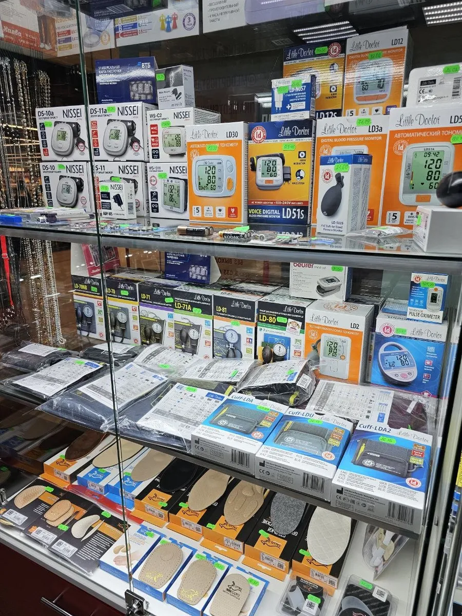 Видеть красиво: большой гид по лучшим оптикам Минска — где проверить зрение и подобрать идеальные очки