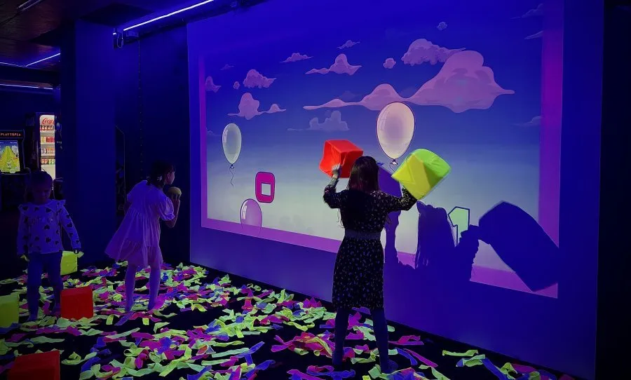9. Игровое пространство Playtopia (Плэйтопия)