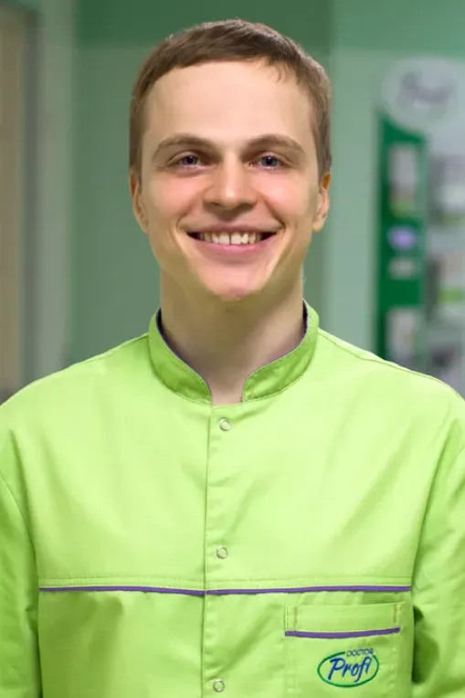 Имплантация зубов в Минске: обзор клиник и врачей. Кому доверить свою улыбку?