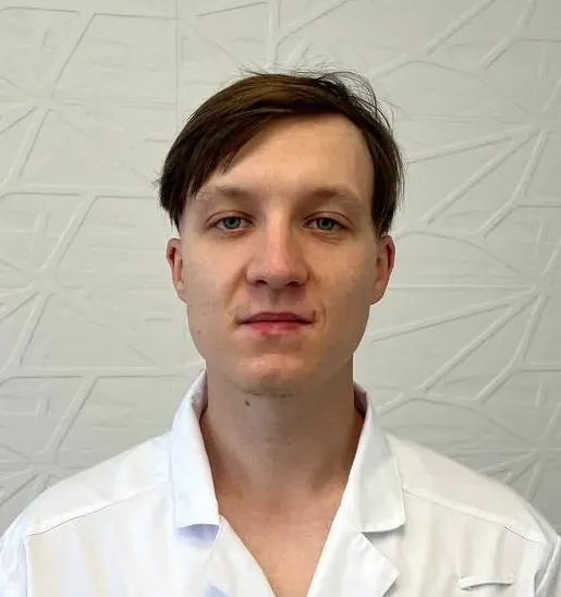 Имплантация зубов в Минске: обзор клиник и врачей. Кому доверить свою улыбку?