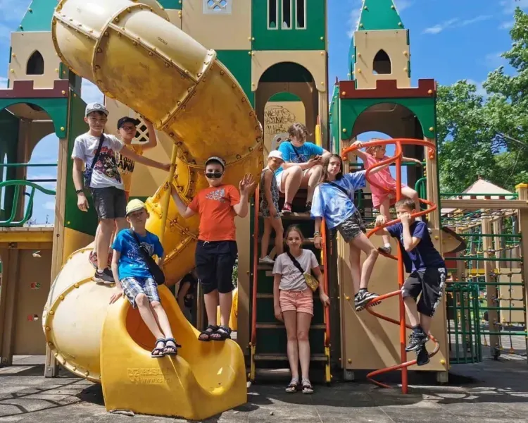 Летние городские каникулы Swimming.by: скидка 5% для семей с двумя детьми и многодетных