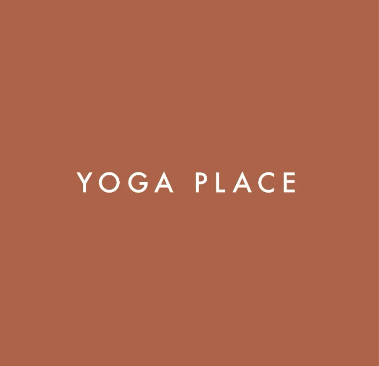 Баннер компании YOGA PLACE