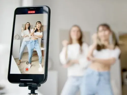 5 челленджей в TikTok, которые опасны для подростков