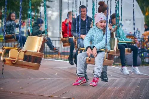 Куда сходить с детьми в выходные 12–13 сентября: ZOO fest, цирк и театры