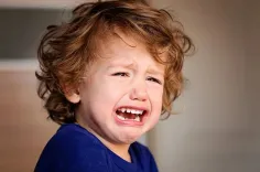 Как отучить ребенка ныть?