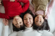 В Китае отменили штрафы за рождение третьего ребенка