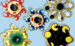 Логотип Акуна-Матата