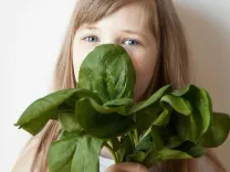 Для чего нужен магний детям: симптомы дефицита, дозировка, в каких продуктах содержится