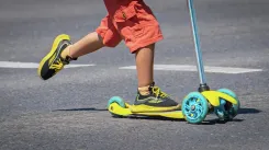 ГАИ рекомендует родителям побеседовать с детьми о правилах поведения во дворах