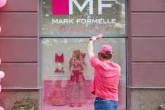 В Минске прошла Барби-вечеринка: розовый дресс-код, живая витрина и подарки от Mark Formelle