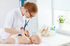 Детская аптечка для новорожденного: что должно быть в ней и как ей пользоваться