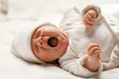 Почему мой ребенок никогда не плачет