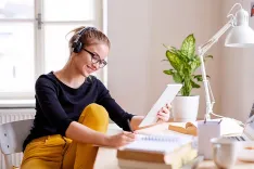 Лучшие обучающие курсы для женщин в Минске: путь к новой карьере