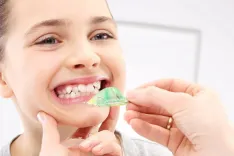 Идеальная улыбка: где поставить брекеты в Минске для взрослых и детей