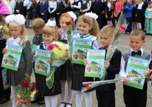 Линейки в школах Беларуси пройдут в понедельник. В Минтруда рассказали, как взять официальный выходной родителям