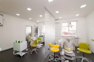 Баннер компании Апрель клиник