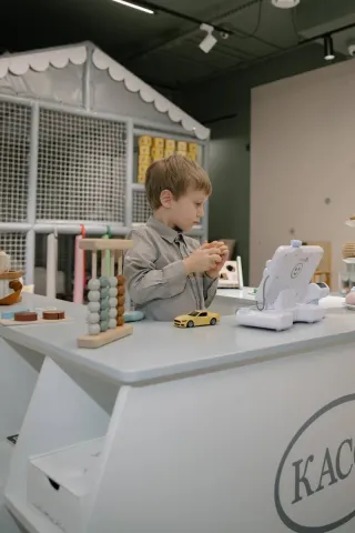 Детский клуб-кофейня «Лютики» - Интерьер - фото 9