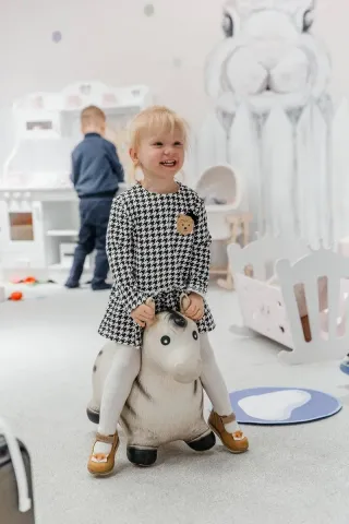 Детский клуб-кофейня «Лютики» - Интерьер - фото 14