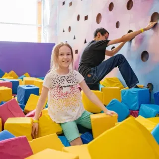 Подарок от парка для именинников в "Мадагаскар"