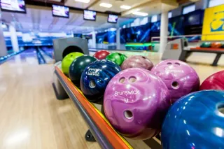 Баннер компании Боулинг Хаус