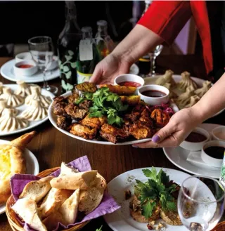 Празднуем День Рождения в Хинкальне со скидкой до 25%!