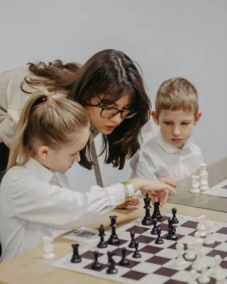 Баннер компании Genius Tech School