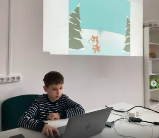 Genius Tech School - Genius Tech School - фото 2