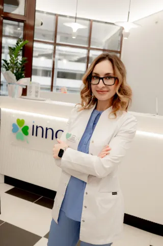 Баннер компании INNOVA CLINIC