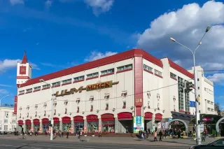«День школьника» в ЦУМ Минск: каждую среду до -40% на школьную одежду и до -25% на обувь